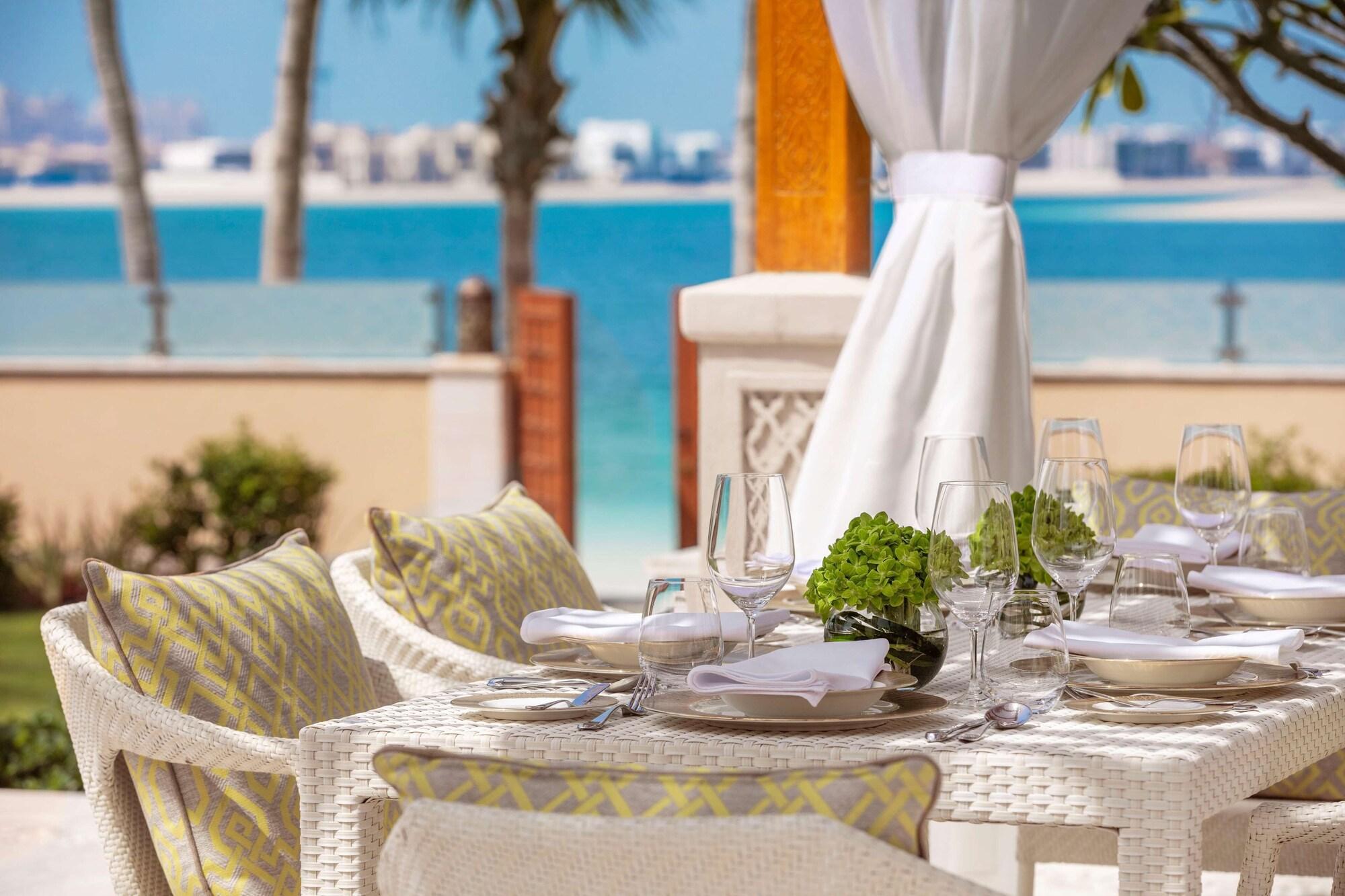 Отель one only the Palm Dubai